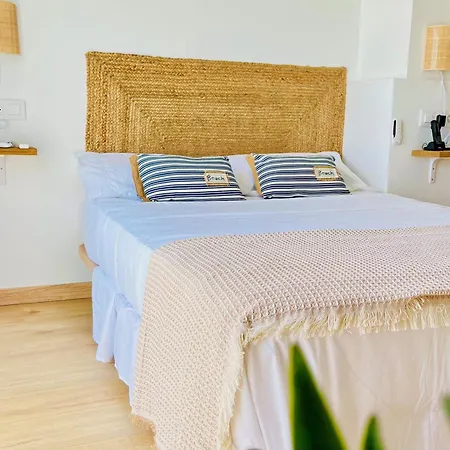 Гостевой дом Playa Dreams Nautico Adults Гарруча