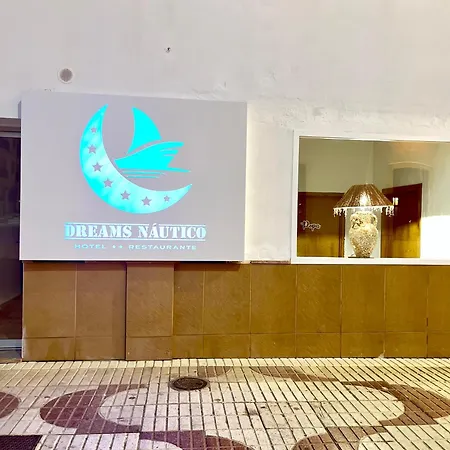 Pensión Playa Dreams Náutico Adults